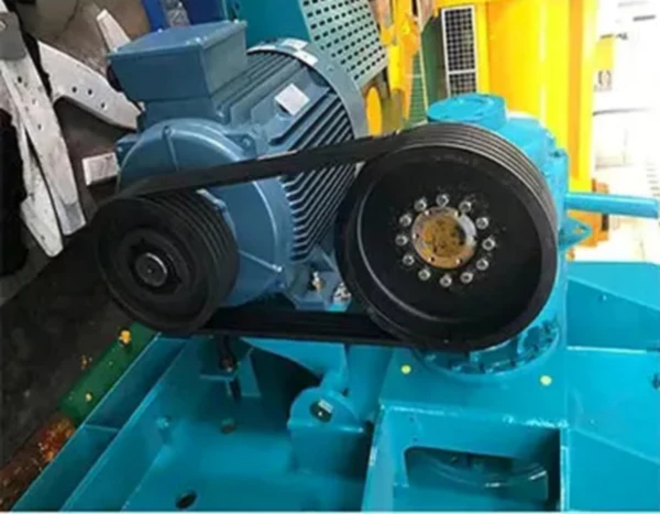 Belt pulleys and gears in use